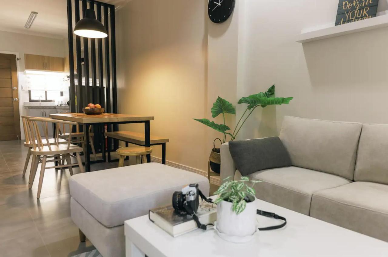 Two Bedroom Residential Home With Own Parking Angeles Ngoại thất bức ảnh