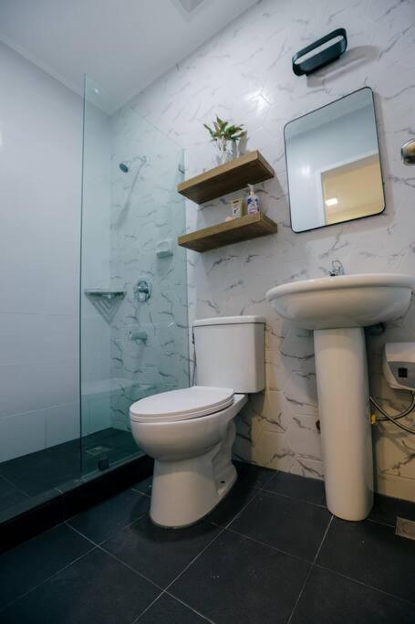 Two Bedroom Residential Home With Own Parking Angeles Ngoại thất bức ảnh